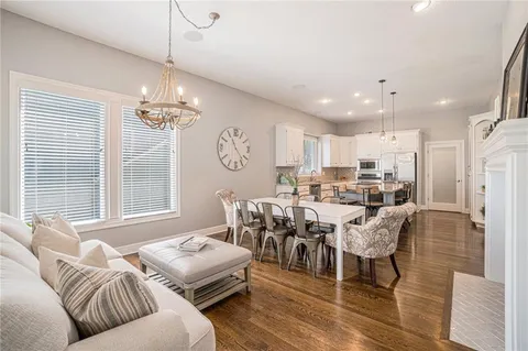 $799,000 | 2844 143rd Terrace, Leawood, KS 66224