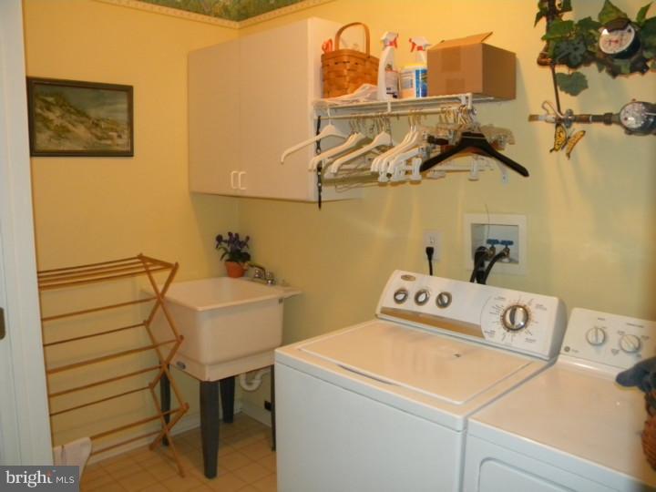 36 Mayfair Road Southampton, NJ 08088 - Photo 17 of 21 Laundry Room
