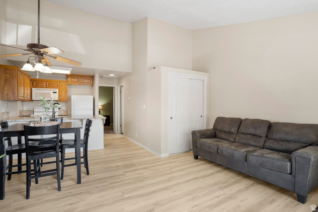 860 South Village Road, Unit O8 St. George, UT 84770 - Photo 5 of 37