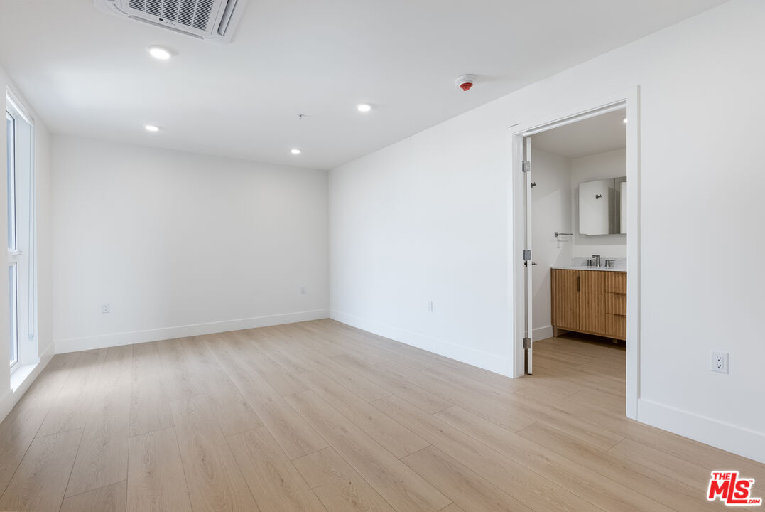 8561 Belmont Street, Unit 8 Cypress, CA 90630 - Photo 14 of 30