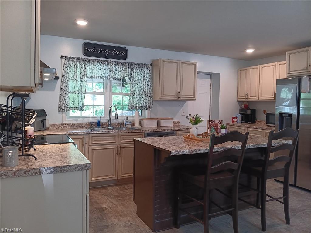 866 Mountain Road Asheboro, NC 27205 - Photo 21 of 50