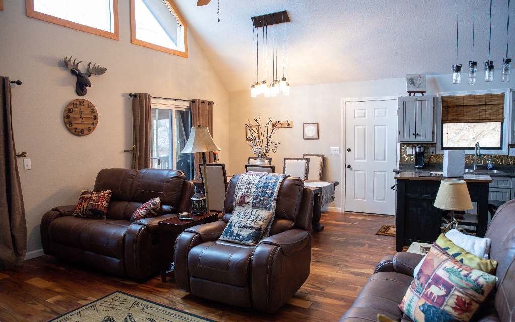 96 Indigo Ridge Murphy, NC 28906 - Photo 12 of 26 a living room with furniture and wooden floor