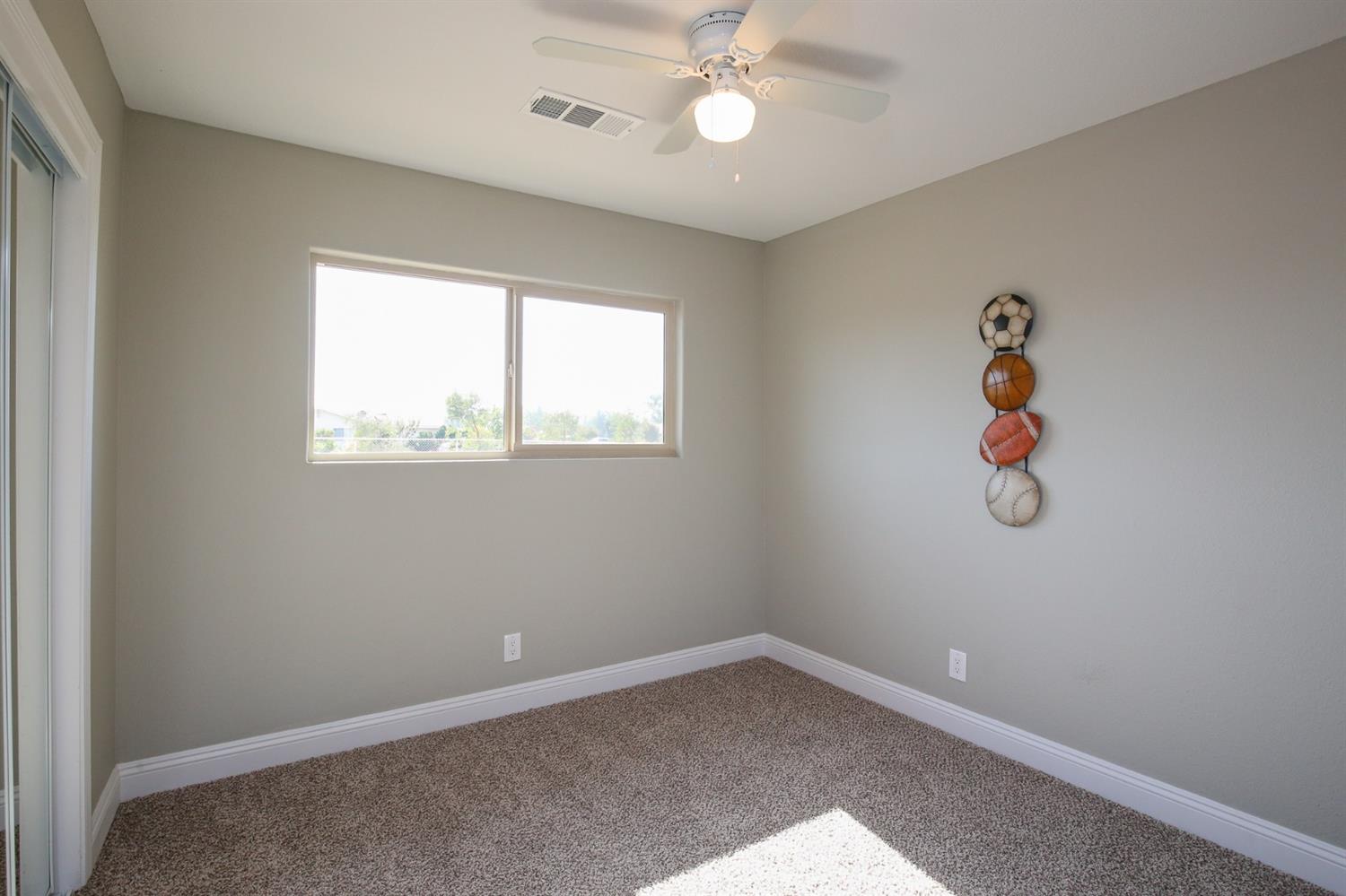 14655 Skyview Road Madera, CA 93636 - Photo 15 of 28 Gallery Image 15