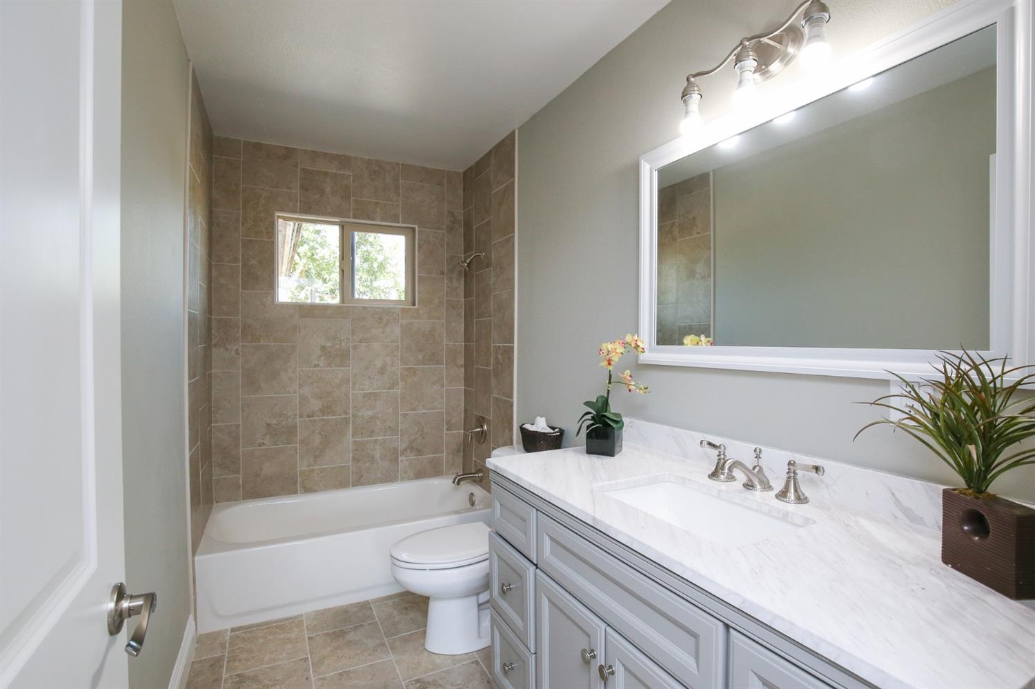 14655 Skyview Road Madera, CA 93636 - Photo 18 of 28 Gallery Image 18