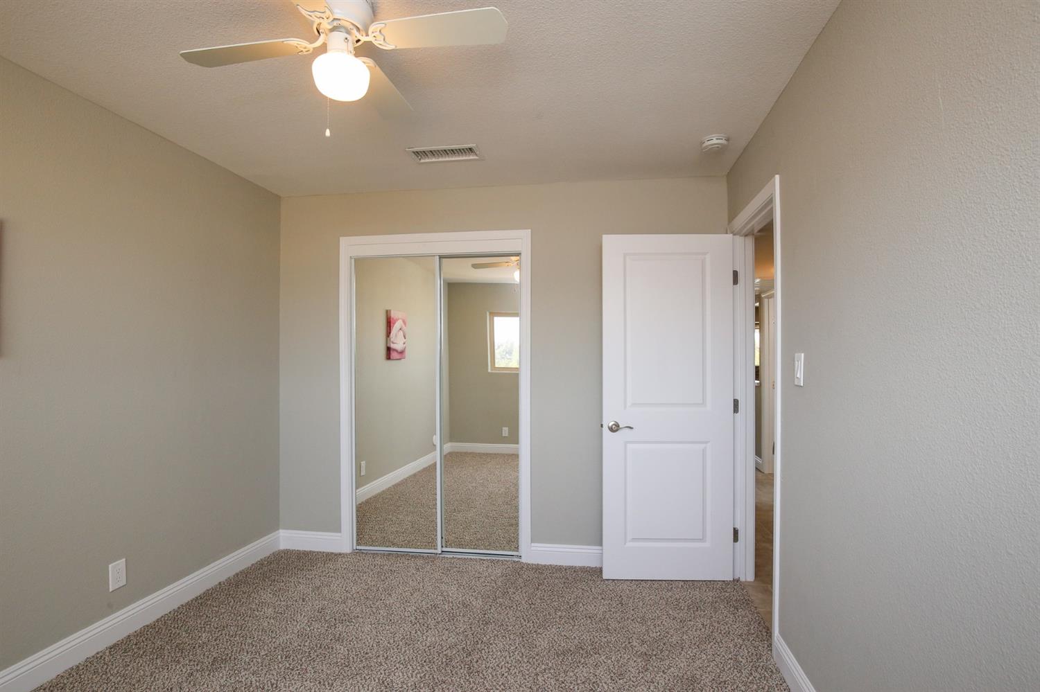 14655 Skyview Road Madera, CA 93636 - Photo 19 of 28 Gallery Image 19