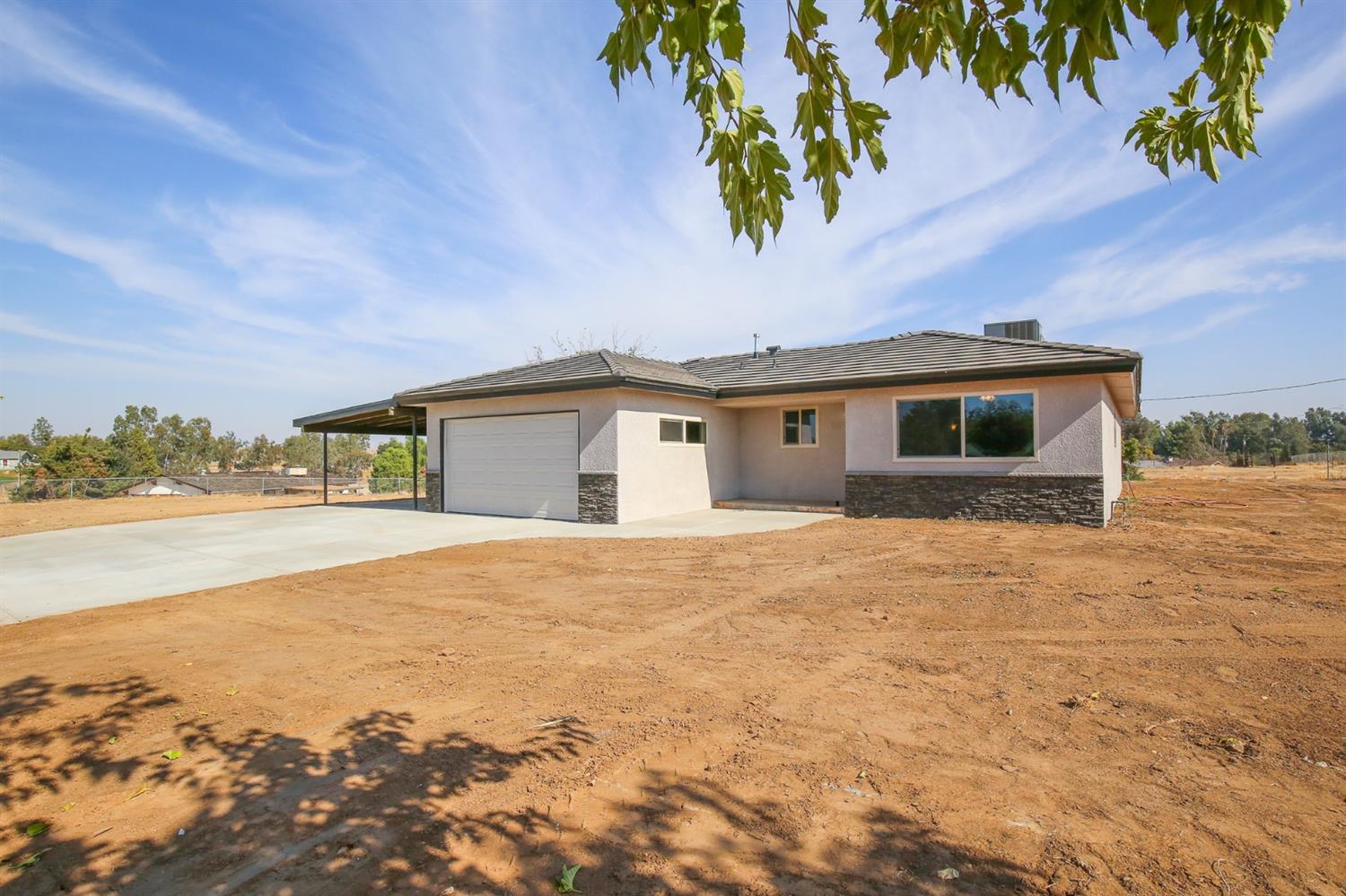 14655 Skyview Road Madera, CA 93636 - Photo 4 of 28 Gallery Image 4