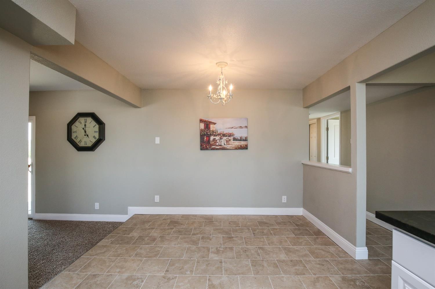 14655 Skyview Road Madera, CA 93636 - Photo 8 of 28 Gallery Image 8