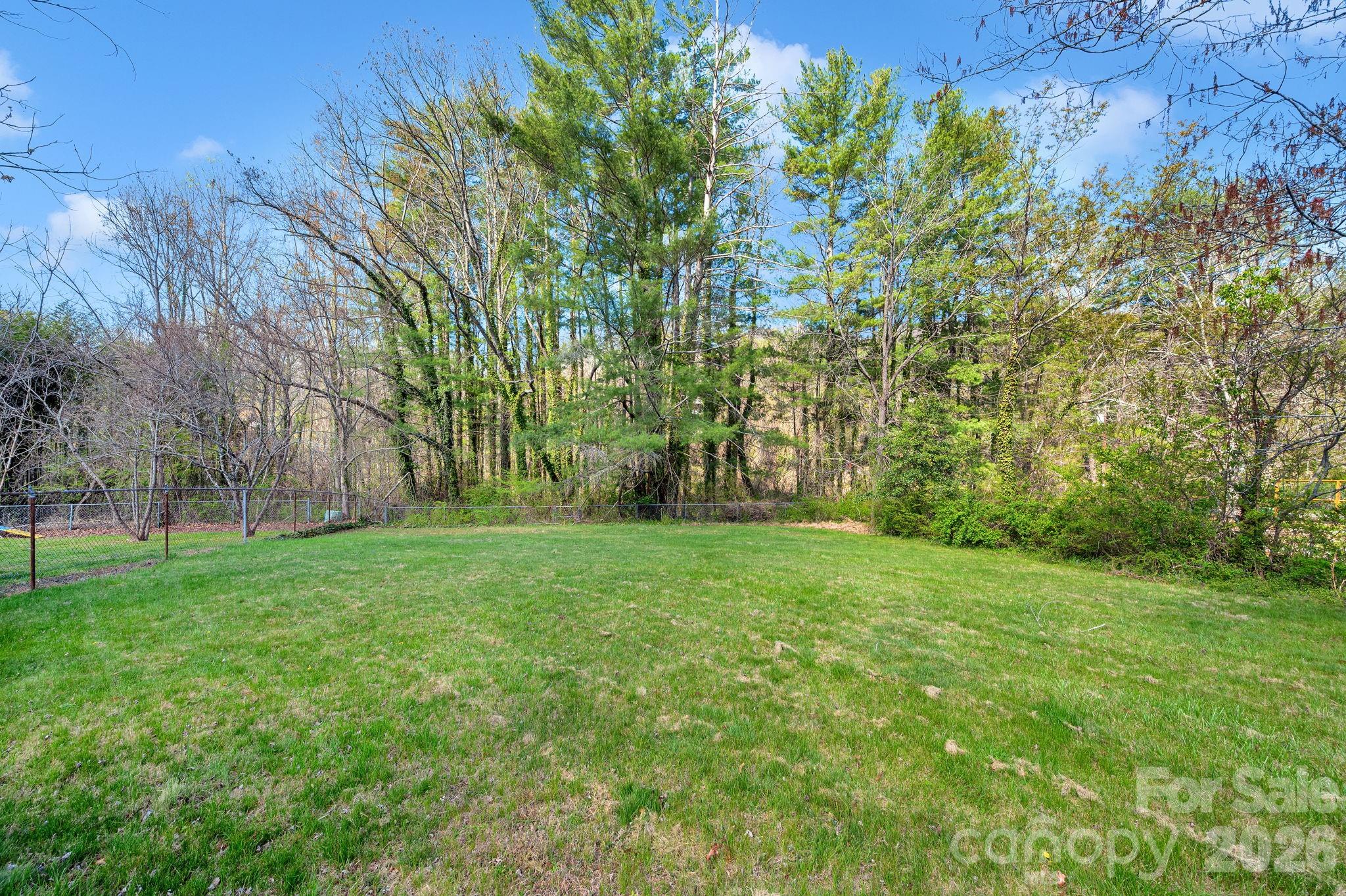 8 North Pershing Road Asheville, NC 28805 - Photo 24 of 28