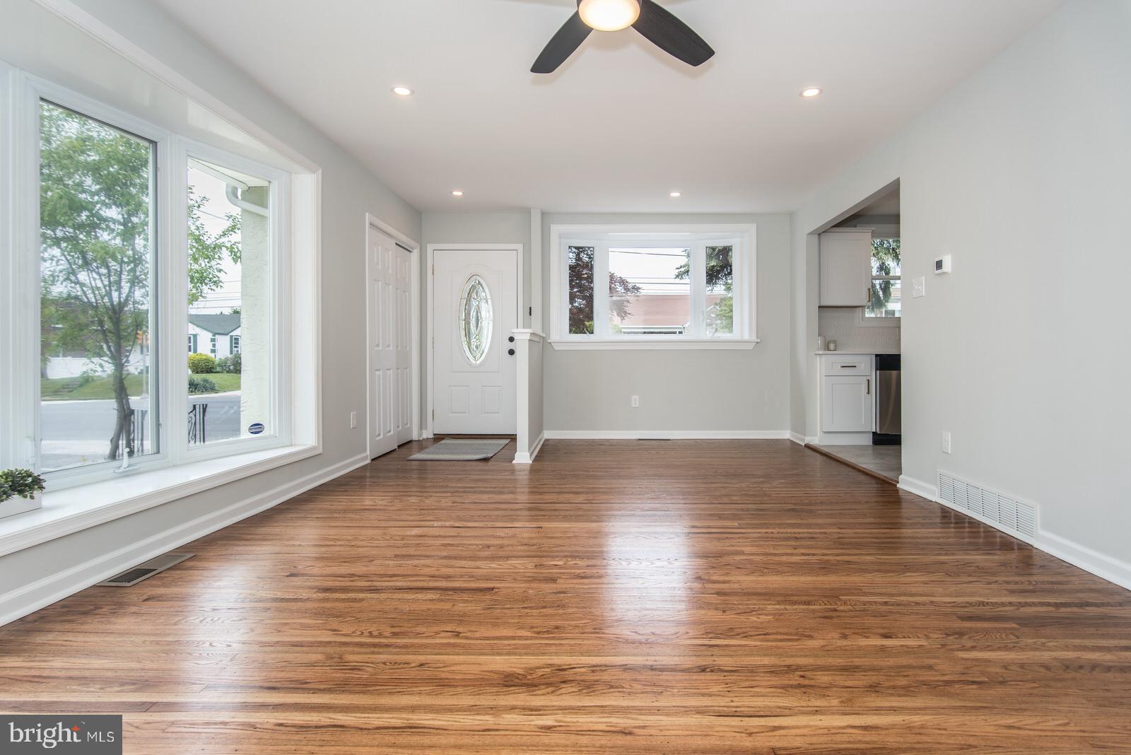 7901 Verree Road Philadelphia, PA 19111 - Photo 4 of 60 Gallery Image 4