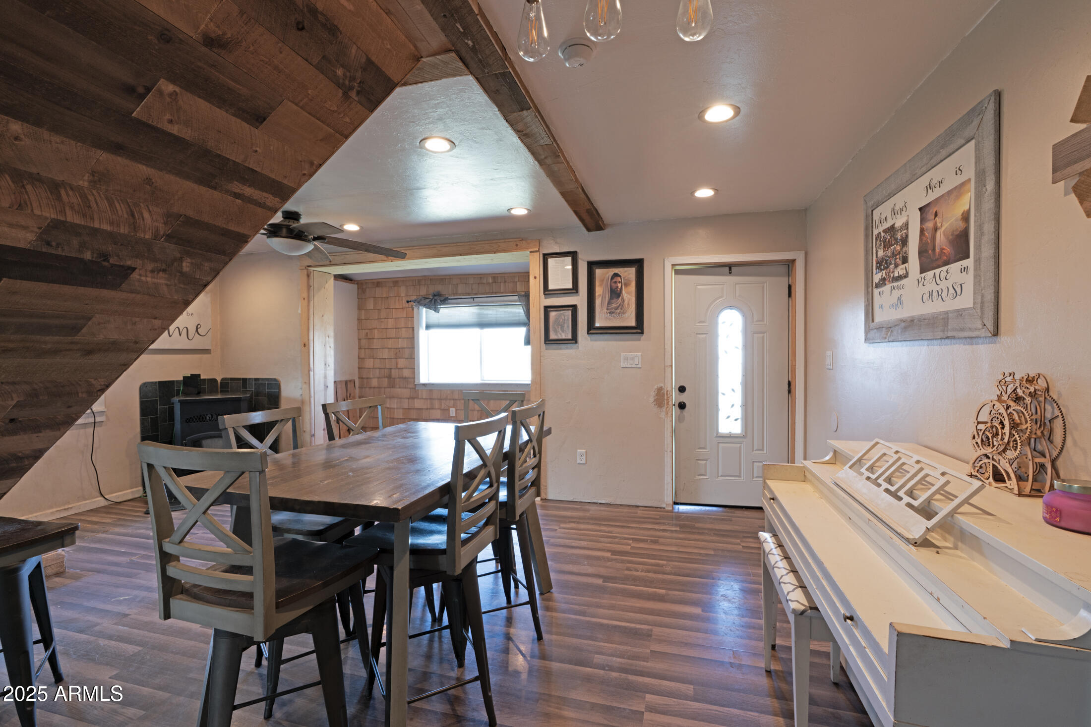 4933 Sawmill Road Clay Springs, AZ 85923 - Photo 6 of 14 a dining room with furniture and window