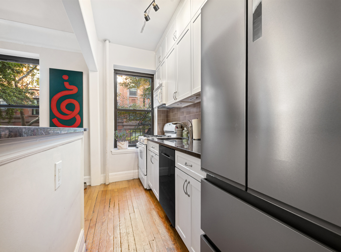124 East 91st Street, Unit 2D Manhattan, NY 10128 - Photo 7 of 18