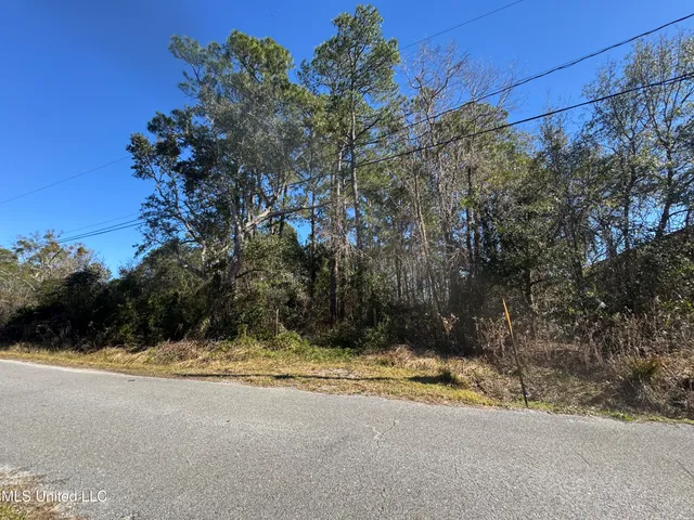 $40,000 | 6216 St Martin Road, Biloxi, MS 39532