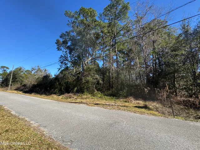 $40,000 | 6216 St Martin Road, Biloxi, MS 39532