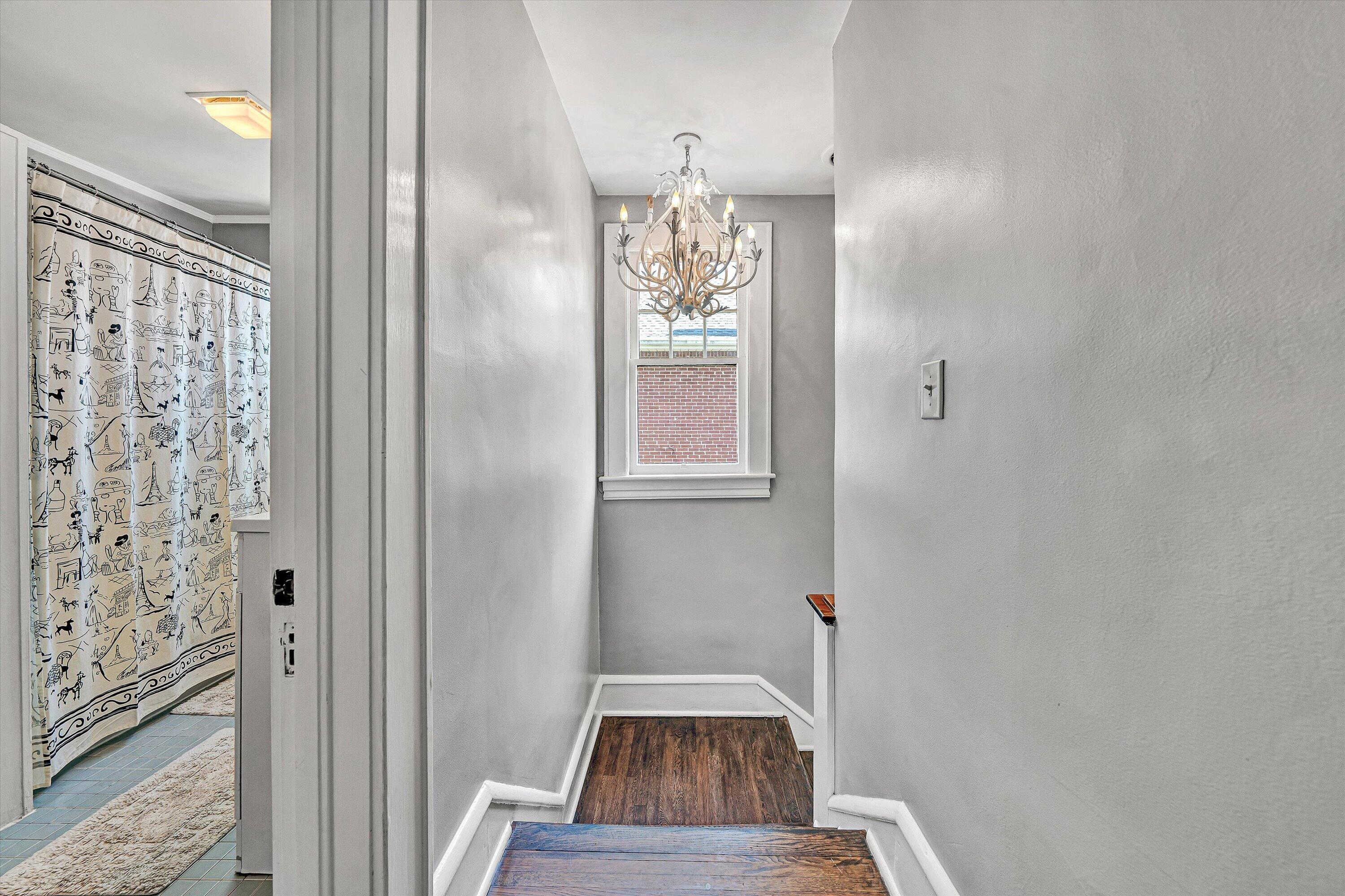 1831 Carter Road Southwest Roanoke, VA 24015 - Photo 21 of 39 21-DSC00001