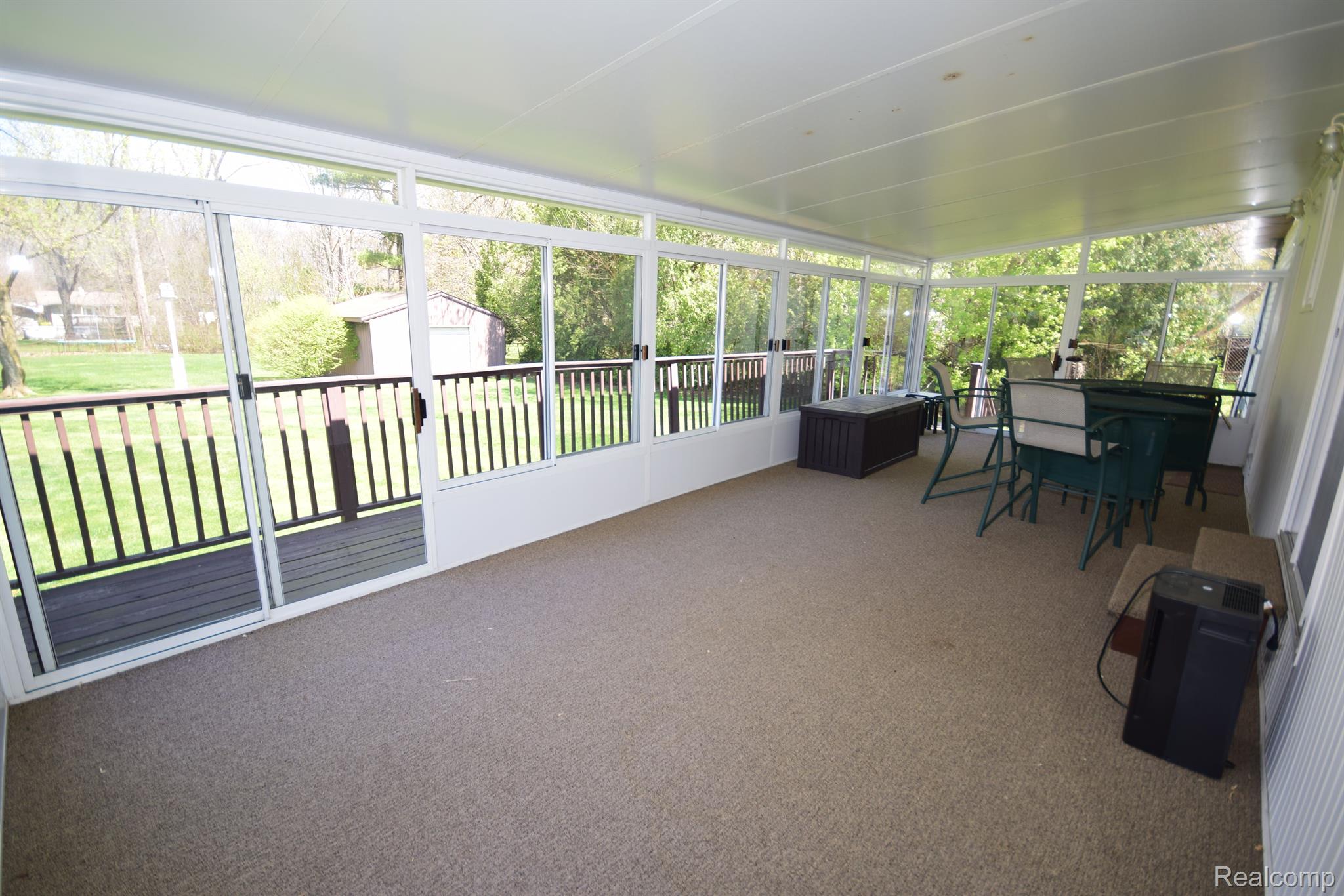 1157 East Hill Road Flint, MI 48507 - Photo 8 of 17 Gallery Image 8