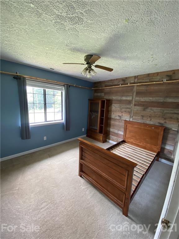 2475 Christopher Road Morganton, NC 28655 - Photo 12 of 23 Gallery Image 12
