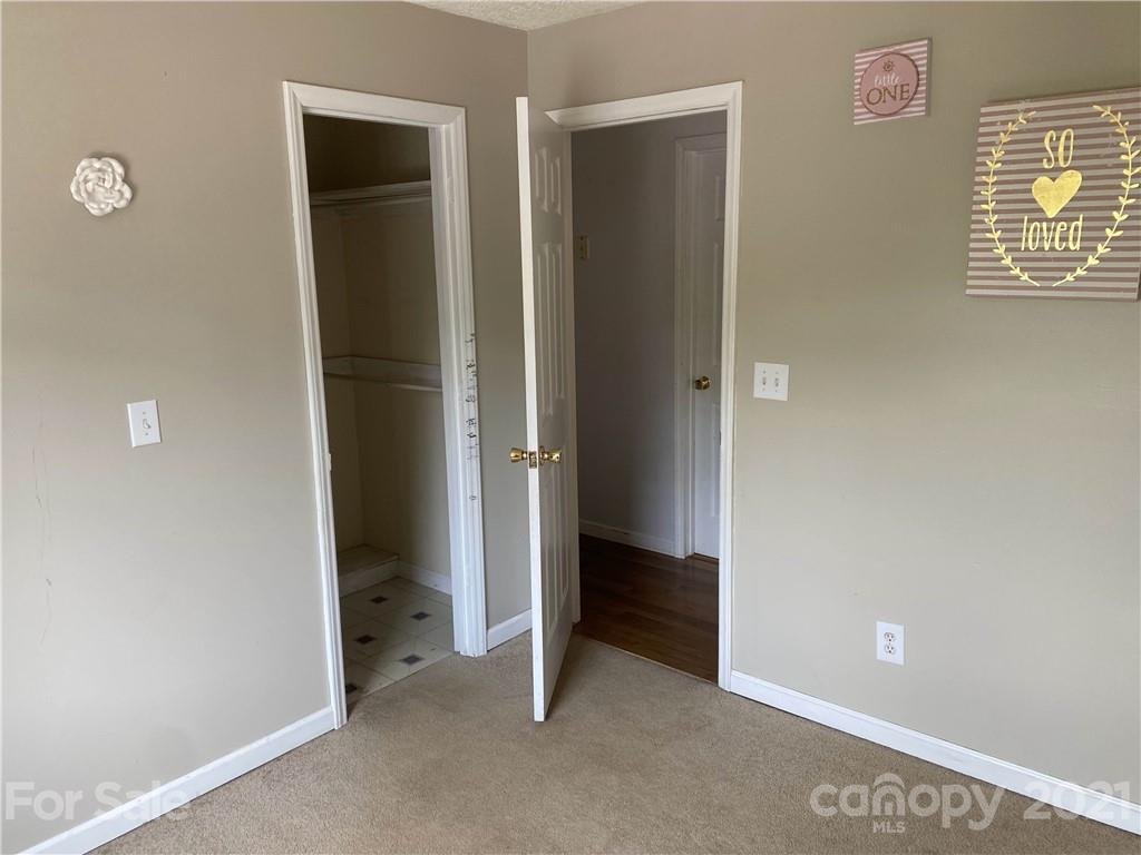 2475 Christopher Road Morganton, NC 28655 - Photo 15 of 23 Gallery Image 15