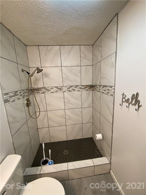 2475 Christopher Road Morganton, NC 28655 - Photo 16 of 23 Gallery Image 16