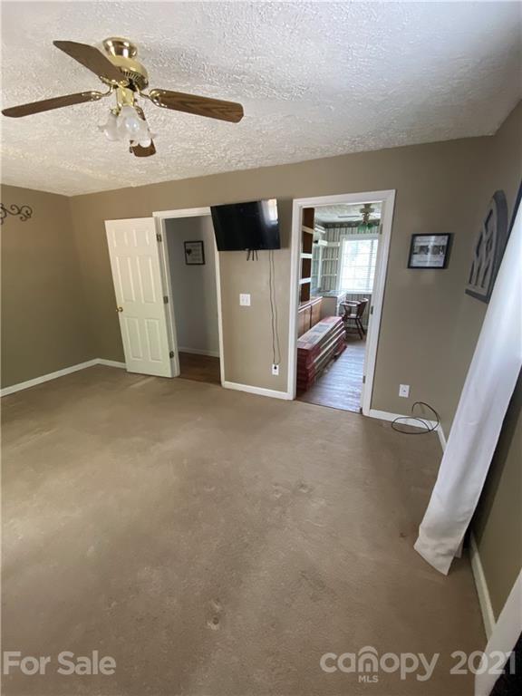 2475 Christopher Road Morganton, NC 28655 - Photo 18 of 23 Gallery Image 18