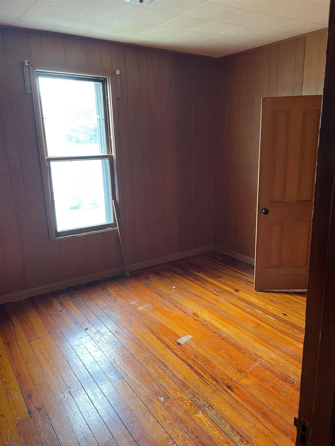 330 West 5th Street Rochester, IN 46975 - Photo 8 of 12