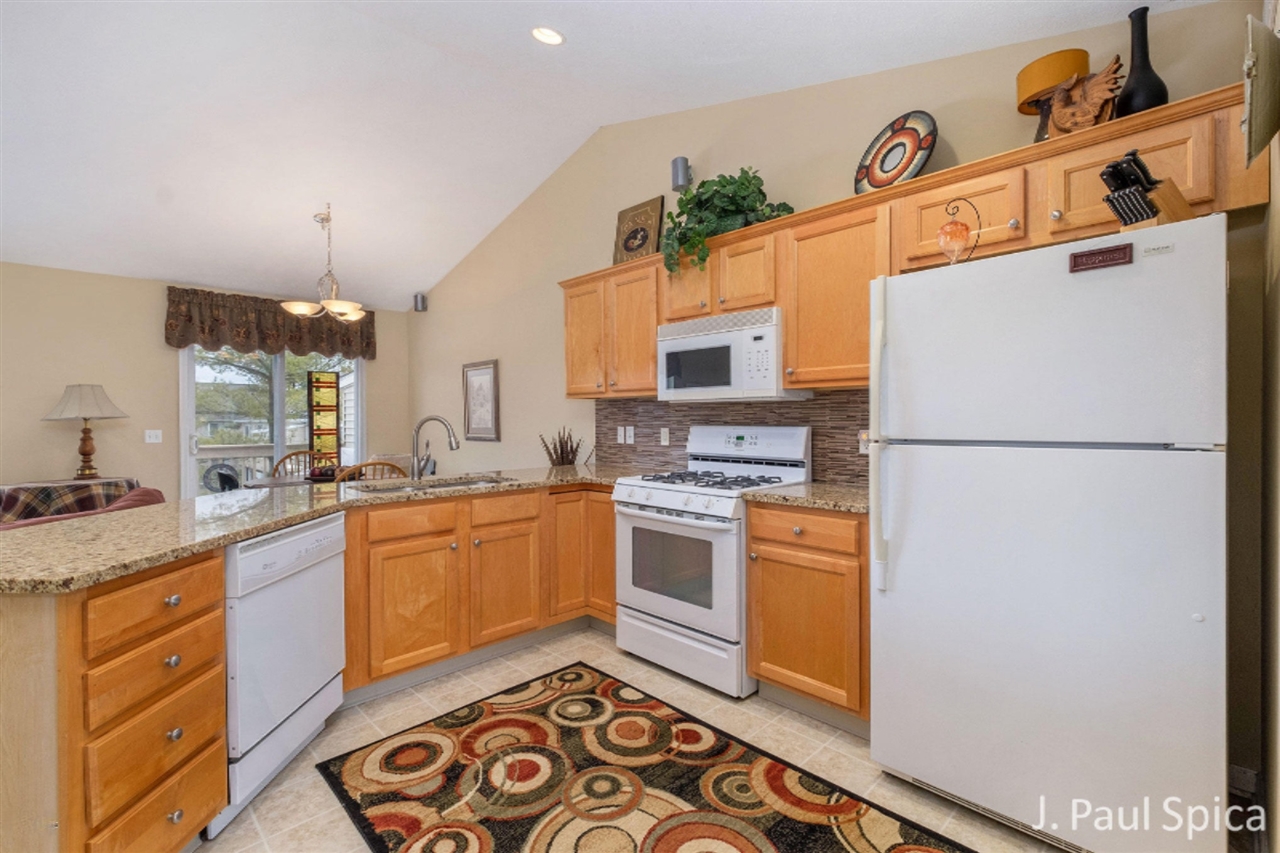 1345 Nevada Ridge Drive Southwest, Unit 46 Byron Center, MI 49315 - Photo 3 of 27