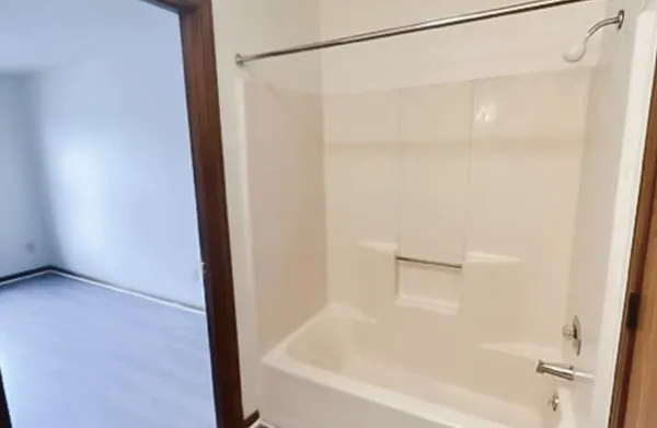 $772 | 10 East Park Terrace Boulevard, Columbia City, IN 46725