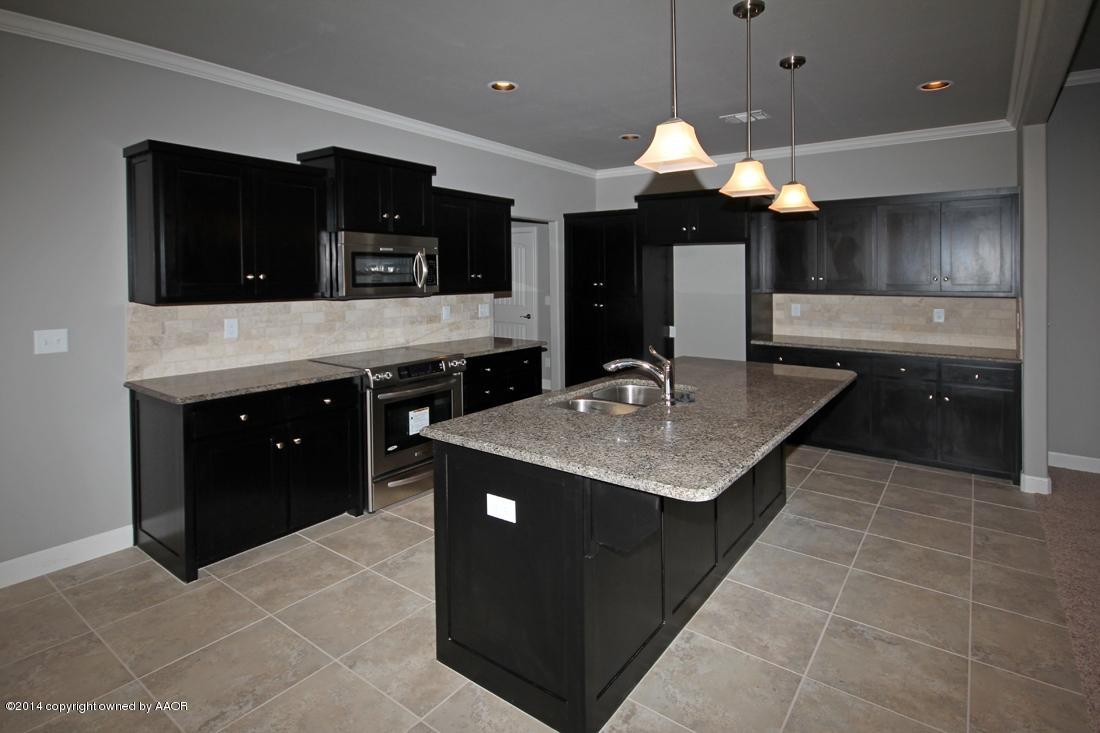 15313 South Dowell Road Amarillo, TX 79119 - Photo 15 of 47 Kitchen3