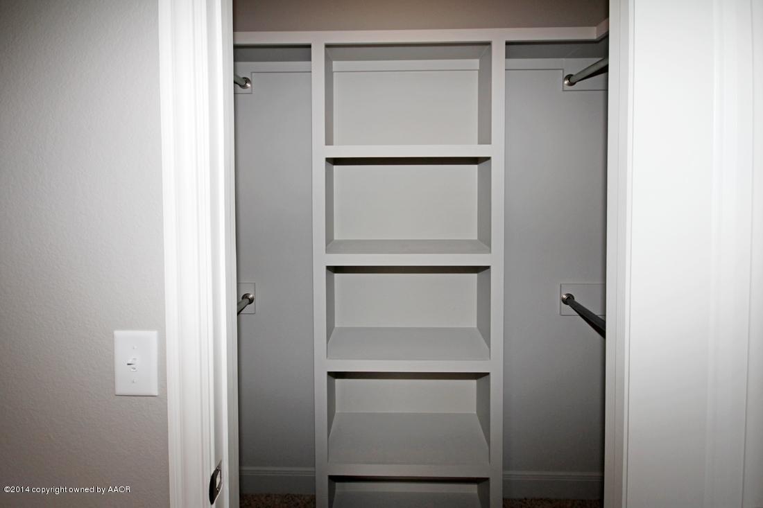 15313 South Dowell Road Amarillo, TX 79119 - Photo 26 of 47 2nd Bedroom Closet