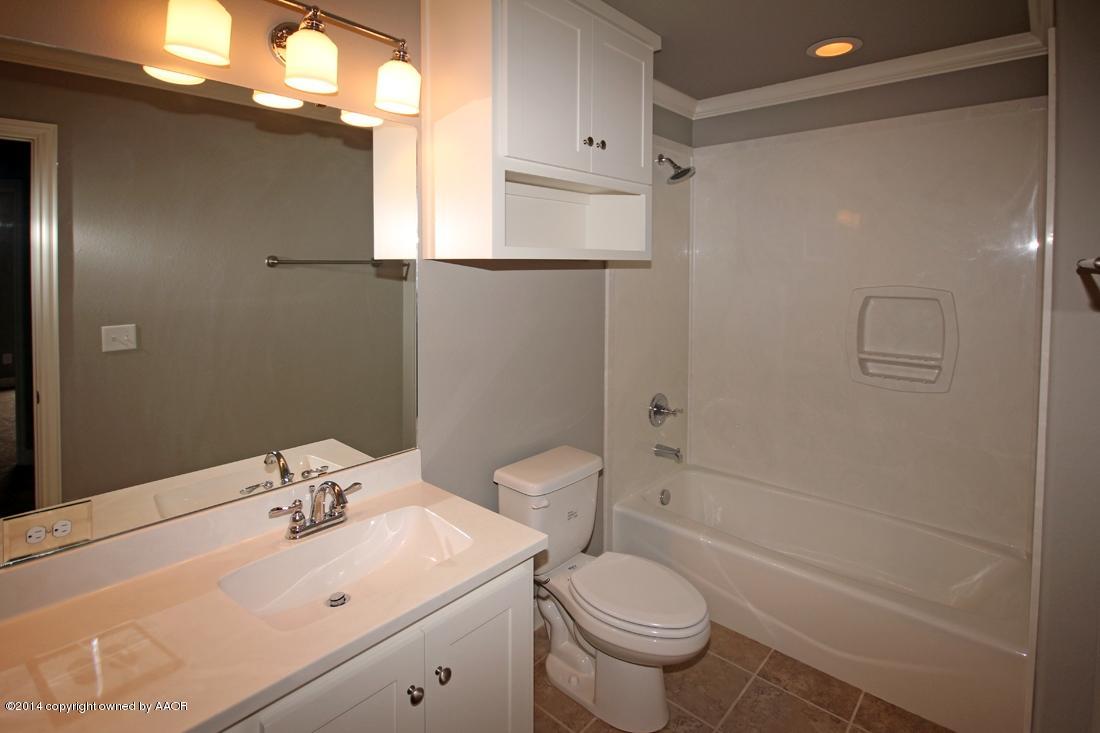 15313 South Dowell Road Amarillo, TX 79119 - Photo 33 of 47 Bathroom