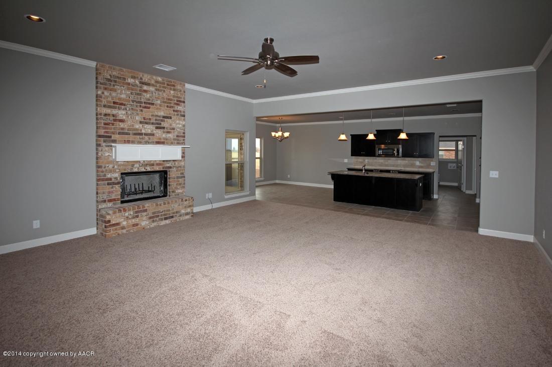 15313 South Dowell Road Amarillo, TX 79119 - Photo 7 of 47 Living Area2