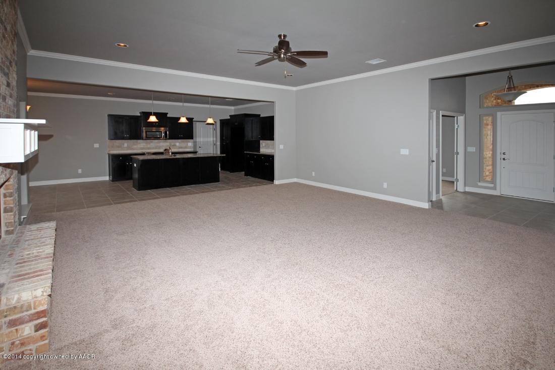 15313 South Dowell Road Amarillo, TX 79119 - Photo 8 of 47 Living Area3