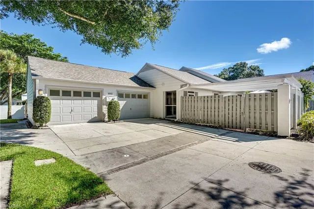 $6,300 | 878 Meadowland Drive, Unit 4, Naples, FL 34108