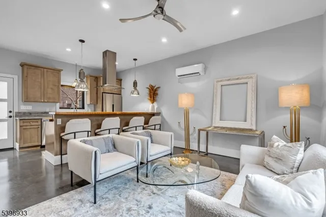 $3,200 | 10 McCready's Alley, Lambertville, NJ 08530