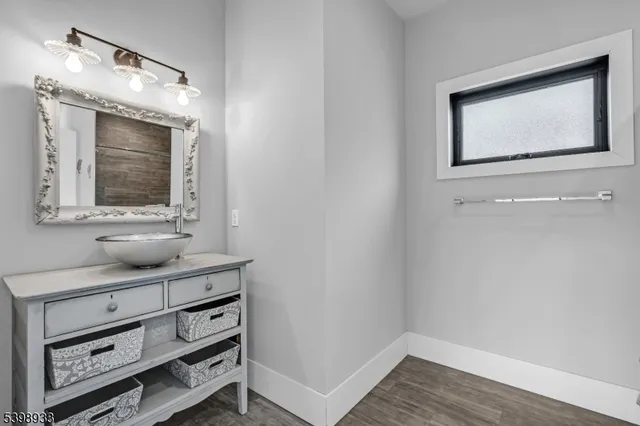 $3,200 | 10 McCready's Alley, Lambertville, NJ 08530