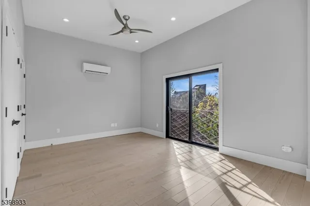 $3,200 | 10 McCready's Alley, Lambertville, NJ 08530