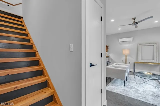 $3,200 | 10 McCready's Alley, Lambertville, NJ 08530