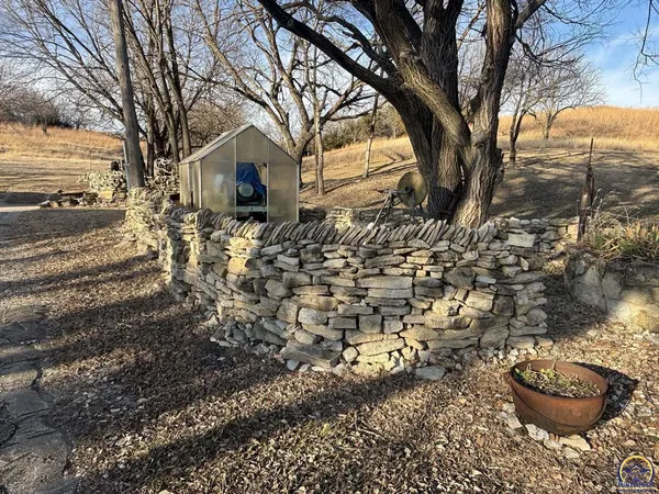 $199,000 | 580 Ef Road, Cedar Point, KS 66843