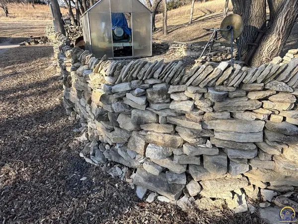 $199,000 | 580 Ef Road, Cedar Point, KS 66843