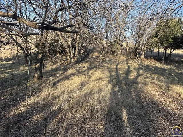 $199,000 | 580 Ef Road, Cedar Point, KS 66843