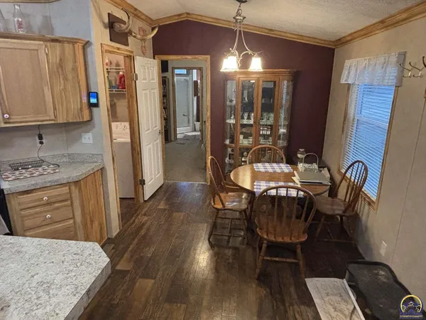 $199,000 | 580 Ef Road, Cedar Point, KS 66843