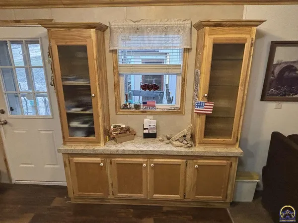 $199,000 | 580 Ef Road, Cedar Point, KS 66843