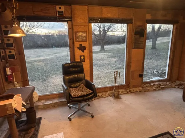 $199,000 | 580 Ef Road, Cedar Point, KS 66843