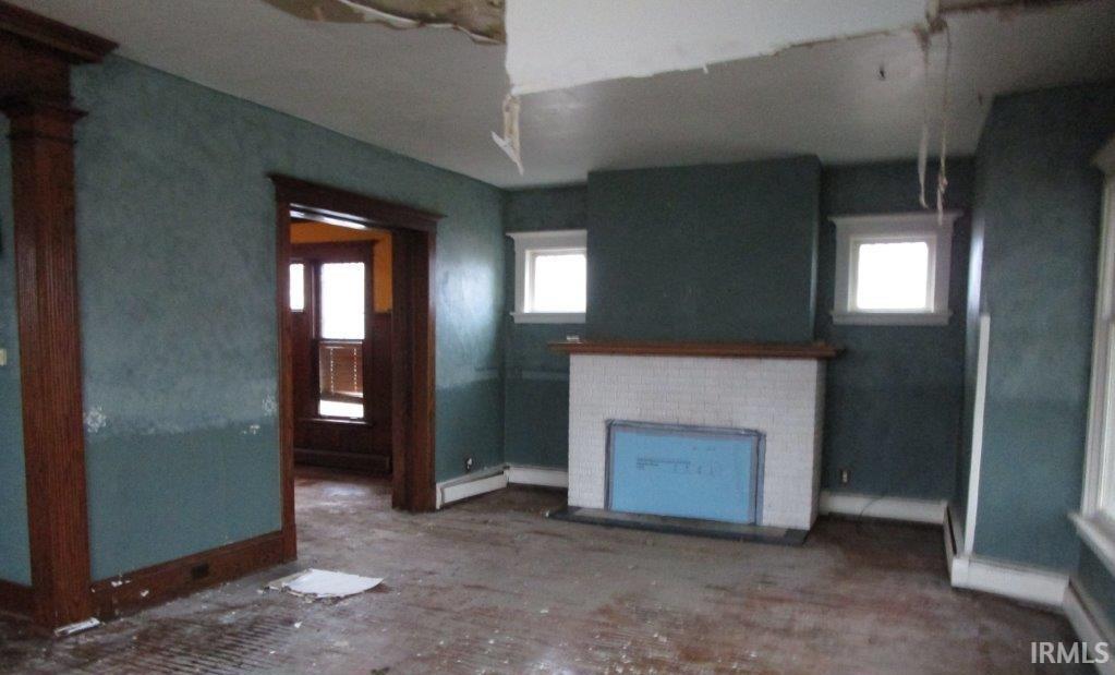 1319 East Center Street Warsaw, IN 46580 - Photo 4 of 16