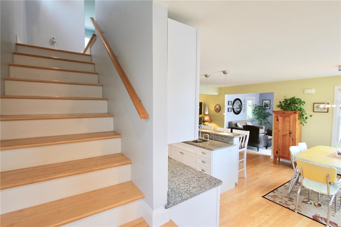 174 Riverside Street Portsmouth, RI 02871 - Photo 22 of 40