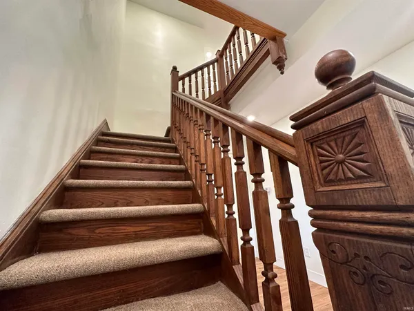 $1,500,000 | 509 North Washington Street, Bloomington, IN 47408