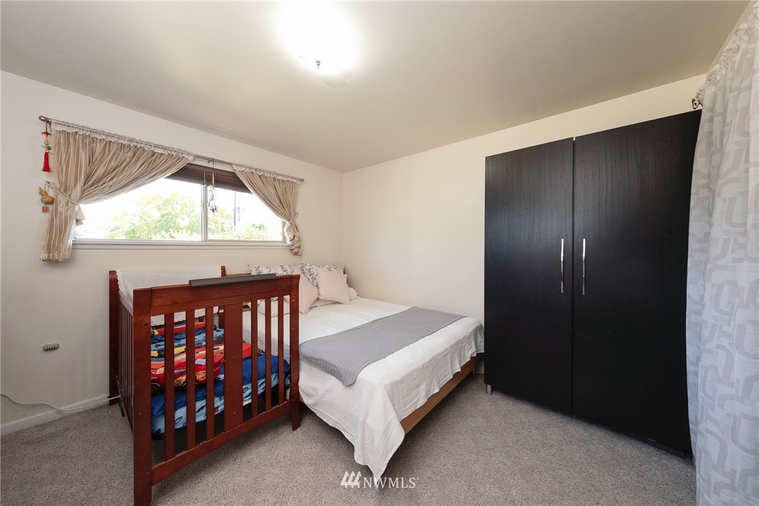 309 Wells Avenue North Renton, WA 98057 - Photo 18 of 26 Gallery Image 18