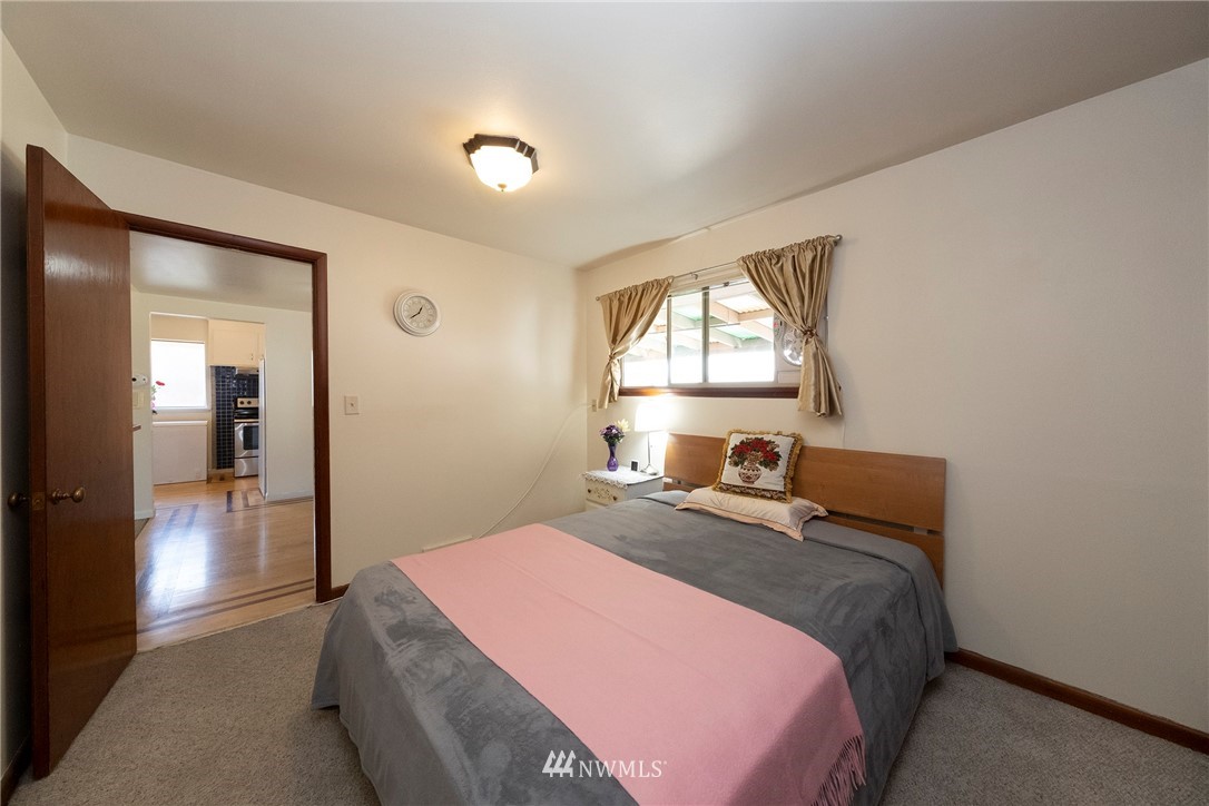 309 Wells Avenue North Renton, WA 98057 - Photo 19 of 26 Gallery Image 19