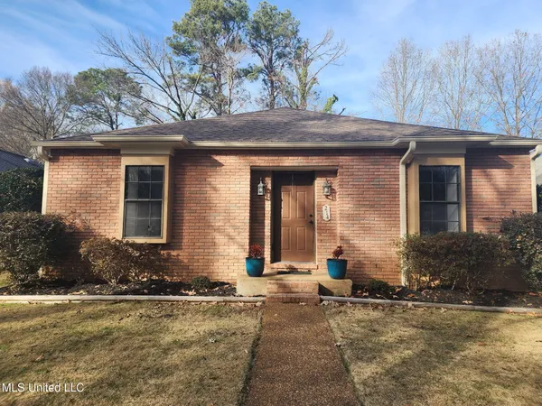 $273,900 | 214 Circle Gate Drive, Senatobia, MS 38668