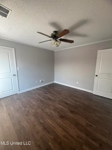 $279,900 | 214 Circle Gate Drive, Senatobia, MS 38668