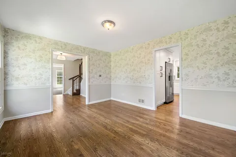 $750,000 | 1392 Terre Drive, Libertyville, IL 60048
